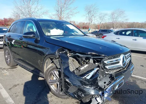 2021 Mercedes-Benz Glc 300 4Matic Suv from USA, damaged, VIN W1N0G8EBXMF906575